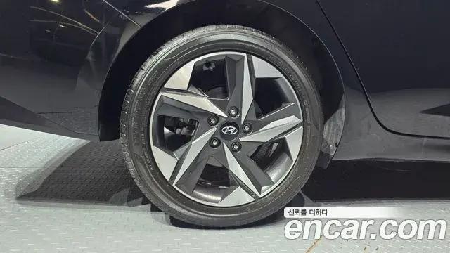 Hyundai Avante 2021 — Фото 5/20