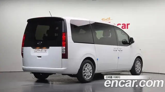 Hyundai Staria 2022 — Фото 2/20