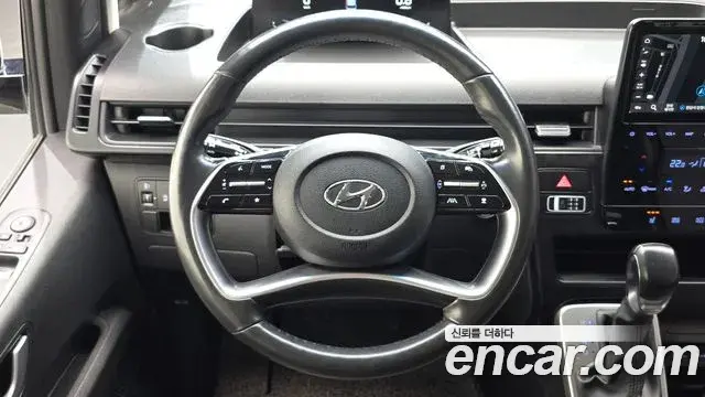 Hyundai Staria 2022 — Фото 15/20