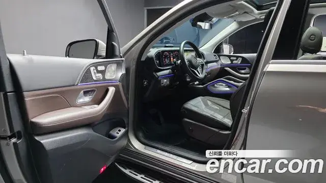 Mercedes-Benz GLE-Class 2023 — Фото 8/20