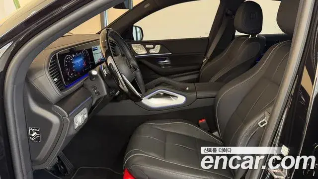 Mercedes-Benz GLE-Class 2026 — Фото 8/17