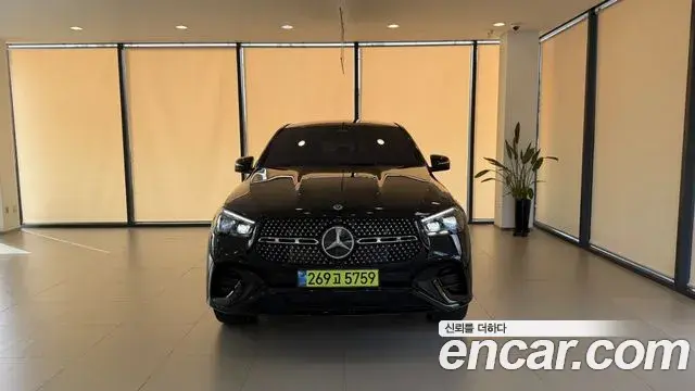 Mercedes-Benz GLE-Class 2026 — Фото 12/17