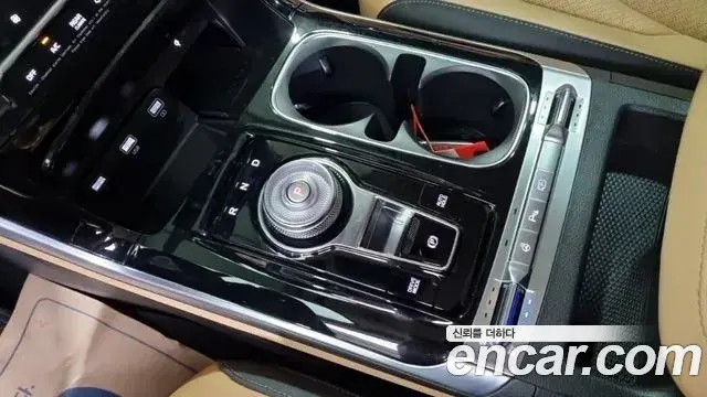 Kia Carnival 2022 — Фото 7/18