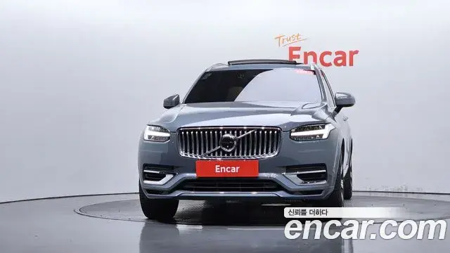 Volvo XC90 2023 — Фото 3/20