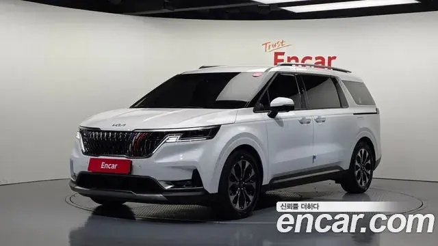 Kia Carnival 2022 — Фото 1/20