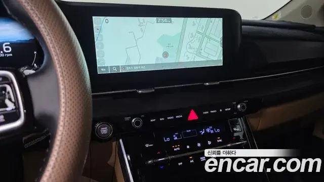 Kia Carnival 2022 — Фото 12/20