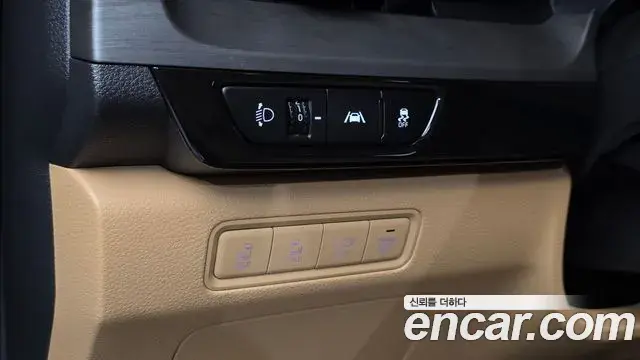 Kia Carnival 2022 — Фото 17/20