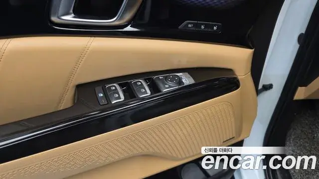 Kia Carnival 2022 — Фото 20/20