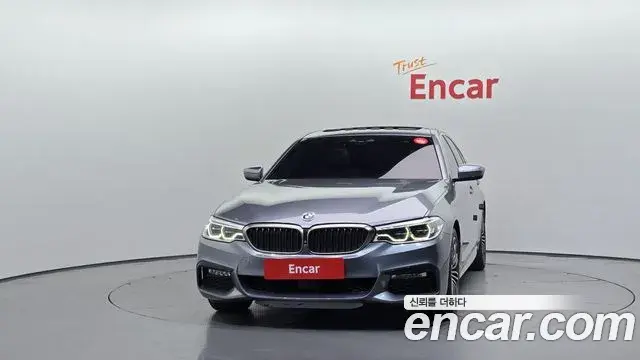 BMW 5 Series 2018 — Фото 3/20