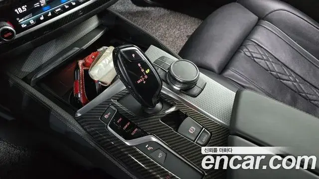 BMW 5 Series 2018 — Фото 9/20