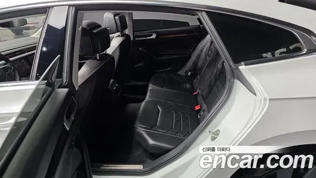 Volkswagen Arteon 2022 — Photo 8/33