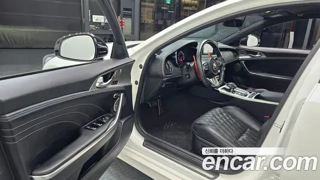 Kia Stinger Meister 2021 — Şəkil 10/20