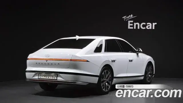 Hyundai Grandeur 2023 — Фото 2/20