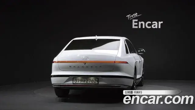Hyundai Grandeur 2023 — Фото 4/20