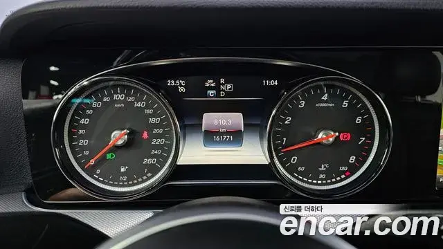 Mercedes-Benz E-Class 2019 — Фото 8/20