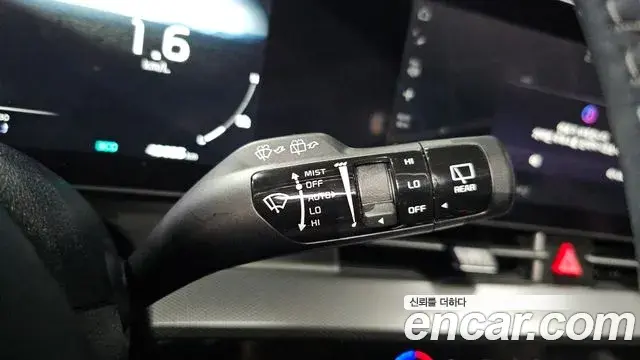 Kia Sportage 2023 — ფოტო 12/34
