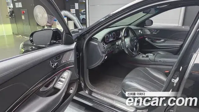 Mercedes-Benz S-Class 2019 — Фото 10/20