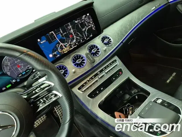 Mercedes-Benz E-Class 2021 — Фото 8/19