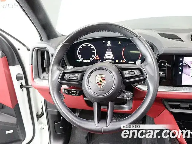 Porsche Cayenne 2024 — Фото 13/20