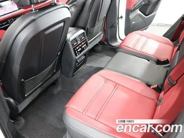Porsche Cayenne 2024 — Фото 14/20