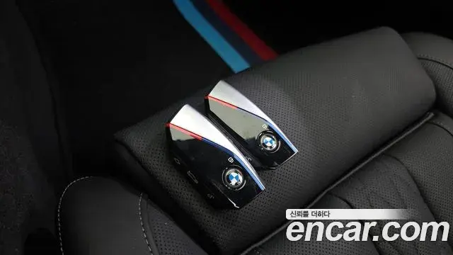 BMW X6 2023 — Фото 17/20