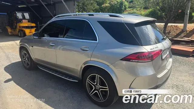 Mercedes-Benz GLE-Class 2019 — Фото 2/11