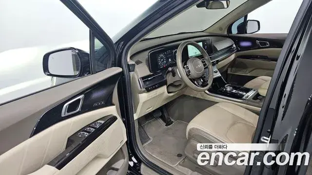 Kia Carnival 2023 — Şəkil 10/20