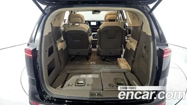Kia Carnival 2023 — Şəkil 6/20
