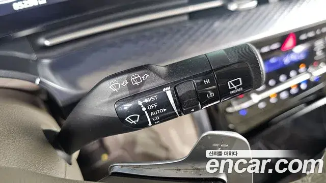 Kia Carnival 2023 — Şəkil 14/20