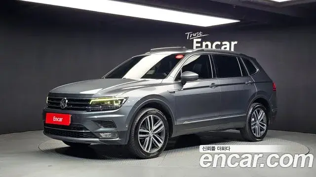 Volkswagen Tiguan Allspace 2018 — Фото 1/20