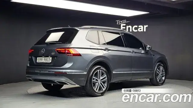 Volkswagen Tiguan Allspace 2018 — Фото 2/20