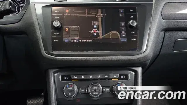 Volkswagen Tiguan Allspace 2018 — Фото 14/20