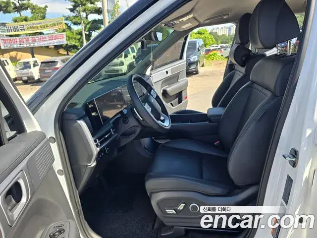 Hyundai Santa Fe 2025 — Фото 10/20