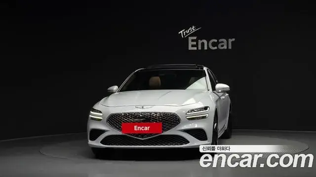 Genesis G70 2022 — Photo 1/34