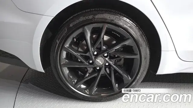 Genesis G70 2022 — Photo 14/34