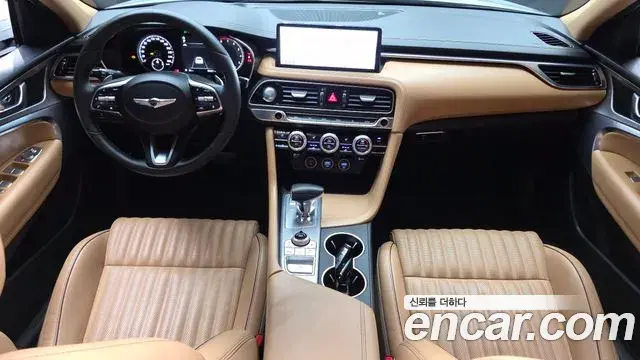 Genesis G70 2022 — Photo 28/34