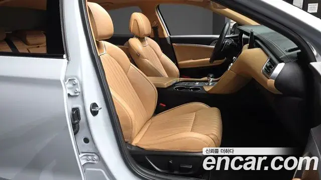 Genesis G70 2022 — Photo 5/34
