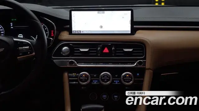 Genesis G70 2022 — Photo 24/34