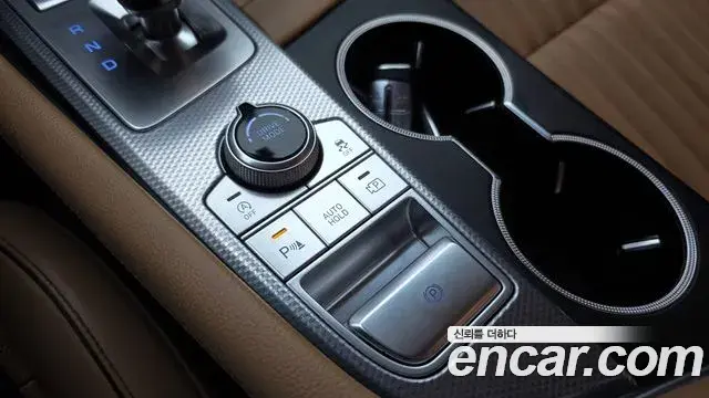 Genesis G70 2022 — Photo 22/34