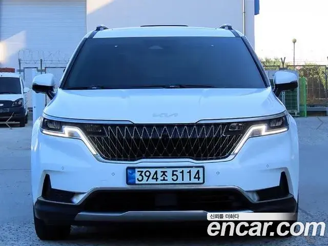 Kia Carnival 2022 — Фото 1/20