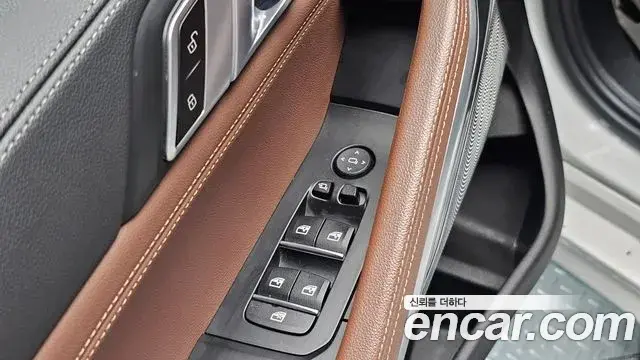 BMW X6 2021 — Фото 17/20