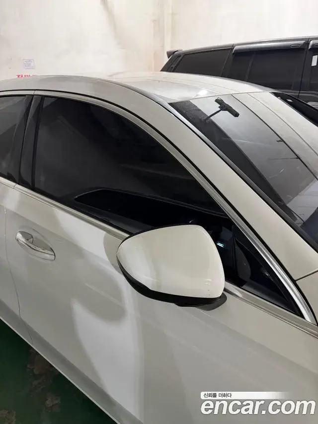 Mercedes-Benz A-Class 2021 — Фото 17/20