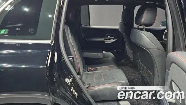Mercedes-Benz GLB-Class 2022 — Фото 12/20