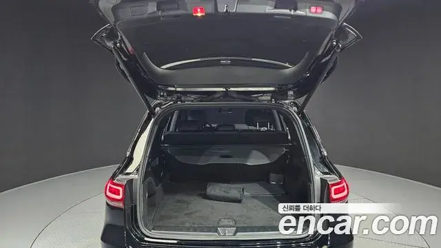 Mercedes-Benz GLB-Class 2022 — Фото 20/20