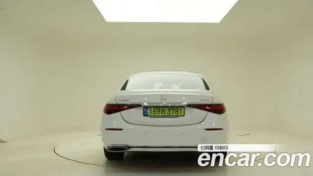 Mercedes-Benz S-Class 2025 — Фото 3/18