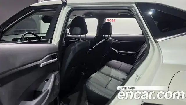 Kia Seltos 2023 — Şəkil 2/30