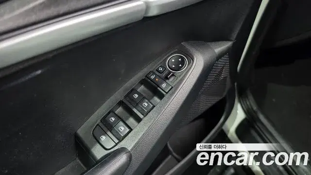 Kia Seltos 2023 — Şəkil 25/30