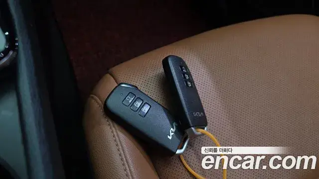 Kia Sportage 2021 — Şəkil 35/38