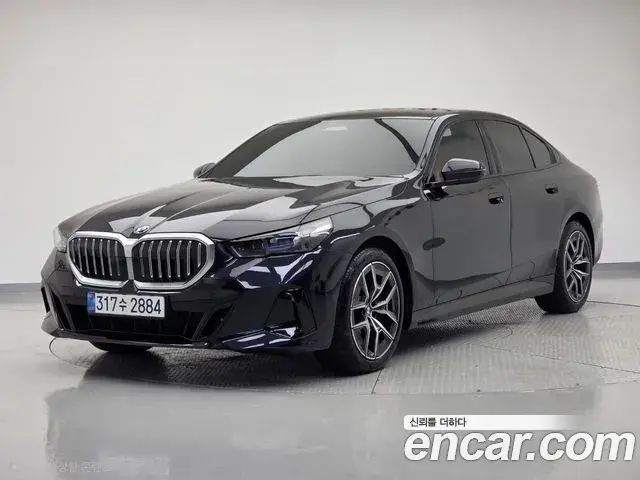 BMW 5 Series 2026 — Фото 1/20
