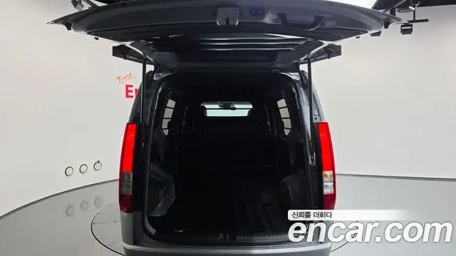 Hyundai Staria 2025 — Фото 20/20
